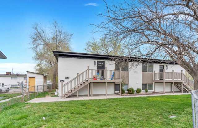 Remodeled 2-bedroom, 1-bathroom apartment in the heart of Salt Lake City photos photos