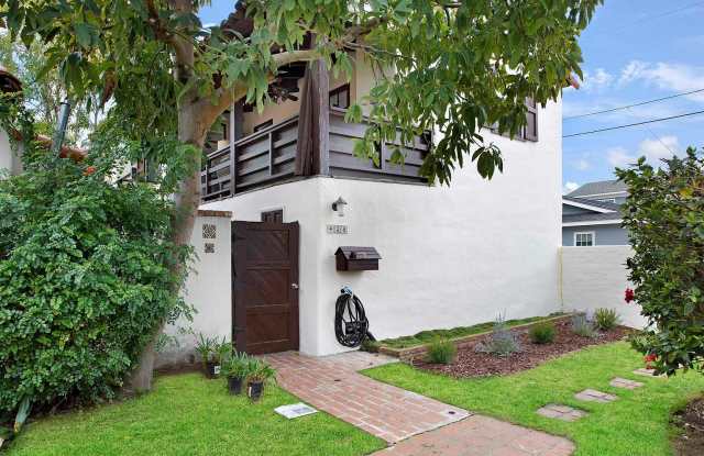 438 G Ave photos photos
