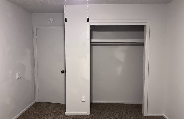 707 47th Street - B Gallery 3