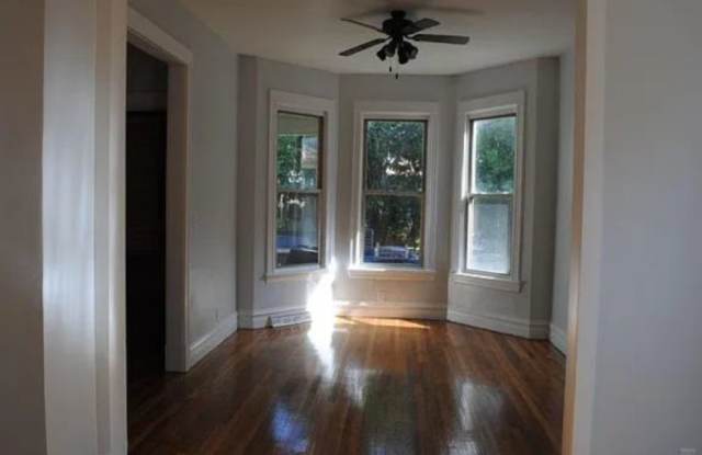 1847 West Byron Street photos photos