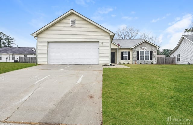 205 Bay Cove Court - 205 Bay Cove Court, Stockbridge, GA 30281
