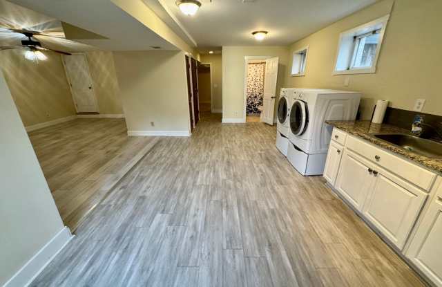 One-Bedroom, One-bath Basement Apartment in Sought-After Community of Aquia Harbour photos photos