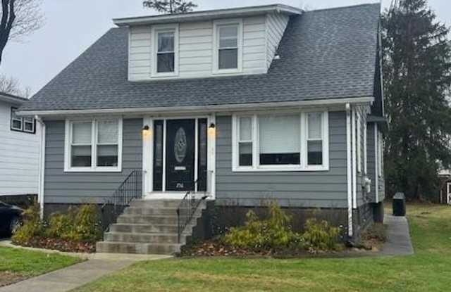 256 WYOMING Avenue unit: Apt B photos photos