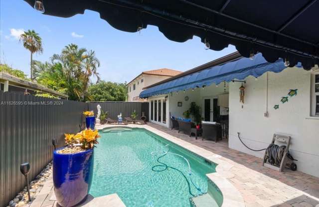9112 NW 145th Street ., Miami Lakes, FL 33018 - 9112 Northwest 145th Street, Miami Lakes, FL 33018