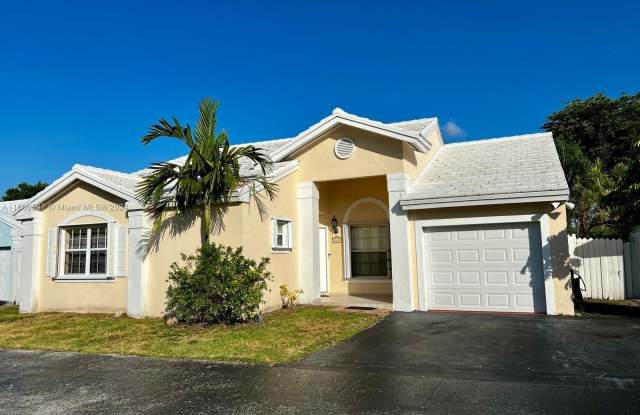 6410 SW 112th Pl - 6410 Southwest 112th Place, Sunset, FL 33173