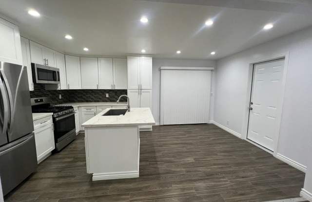 FOR RENT | Fully Renovated 3-Bedroom Home in Prime Pacoima Location Gallery 4