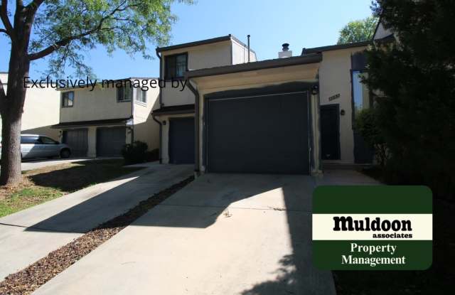 Coming soon! Nice 2 Bedroom Townhome! Gallery 1
