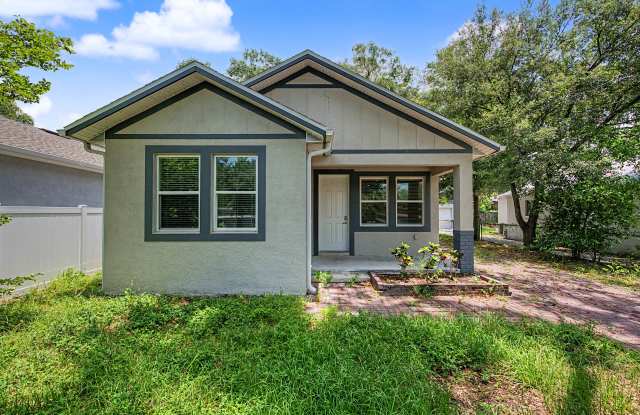 1614 E Mulberry Dr Gallery 1