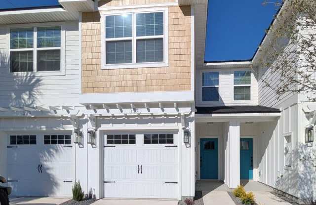 337 5TH Avenue S - 337 5th Avenue South, Jacksonville Beach, FL 32250