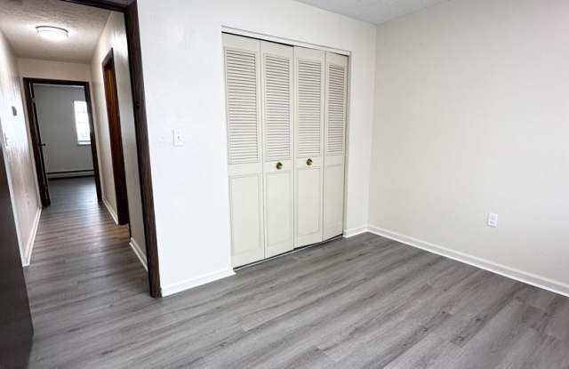 Renovated 2 bedroom in downtown Beaver!!!! - 480 Market Street, Beaver, PA 15009
