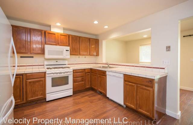 61361 Elkhorn St. Gallery 3