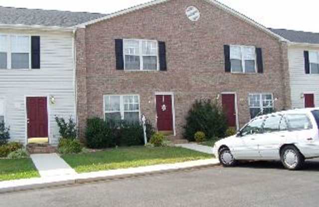 Ashwood Townhomes in Forest, VA photos photos