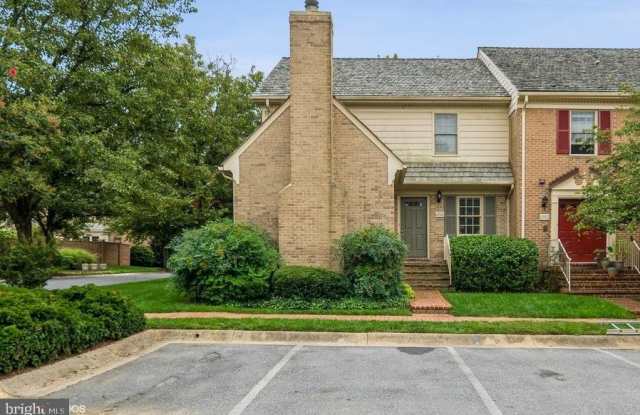 10900 BREWER HOUSE ROAD Gallery 2