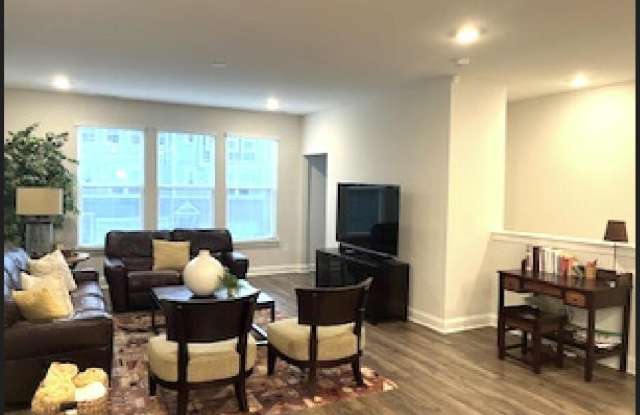 2887 Macintosh Woods Drive Gallery 3