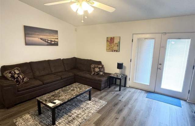 4009 Shorewood Dr Gallery 4