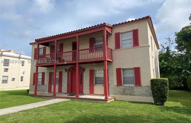 33 Madeira Ave photos photos
