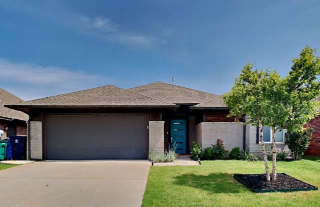 Luxurious 4 Bedroom 2 Bathroom modern home in Deer Creek Schools with Sprinkler System (Rockwell Village) Gallery 3