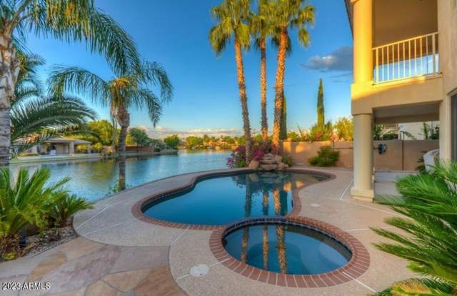 Gorgeous Ocotillo property on the lake with pool and spa Gallery 3