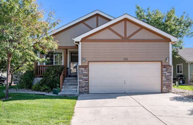 Lake Life  Room to Spare – 4BR + Office with Finished Basement  Beach Access! photos photos