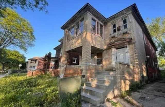 2509 Gladstone St photos photos