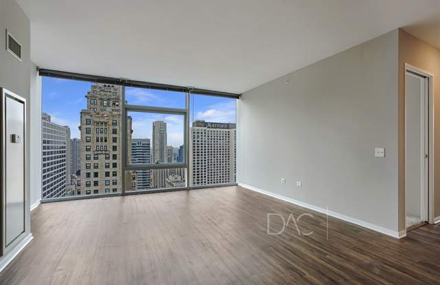 330 E Illinois St photos photos