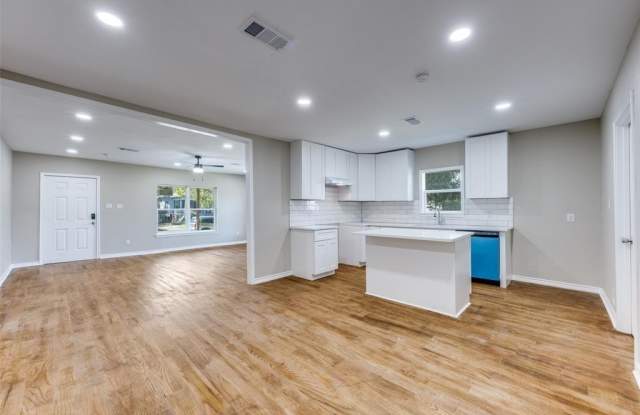 609 W Owings Street photos photos