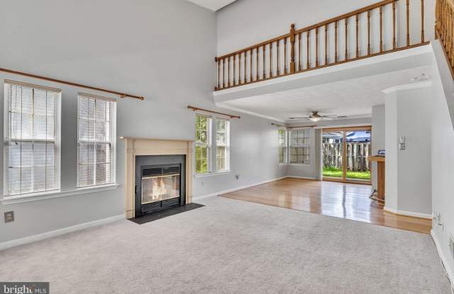 13920 LORD FAIRFAX Place Gallery 3