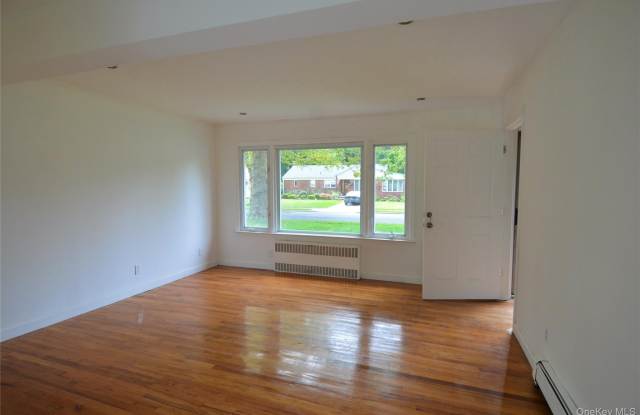 771 Maple Place Gallery 1