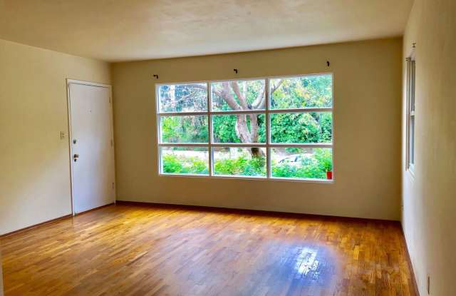 2771 North Arroyo Drive Gallery 3