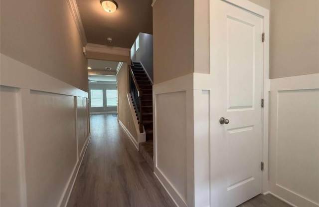 1521 Winding Ridge Trail Gallery 2