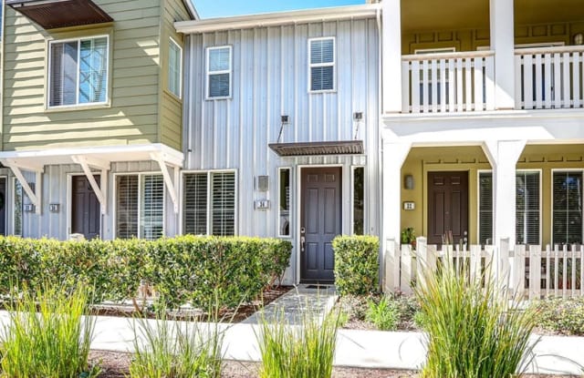 34 Quartz Lane - 34 Quartz Lane, Ladera Ranch, CA 92694