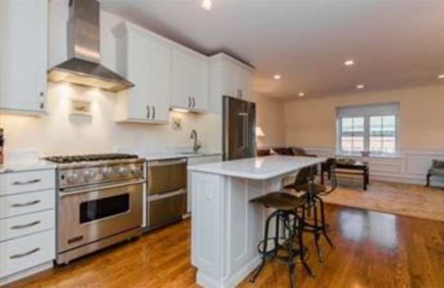 123 Warren Ave. photos photos