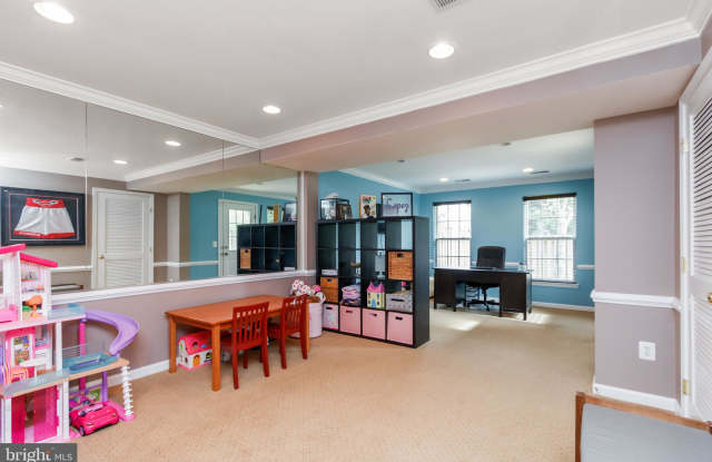 1500 GROSBEAK COURT Gallery 3