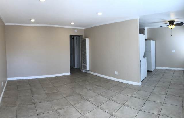Prime Location! 2 Bedroom Apartment with Large Private Patio! In Unit Washer & Dryer! Gated Community! Walking Distance from the Heart of North Park! Gallery 1