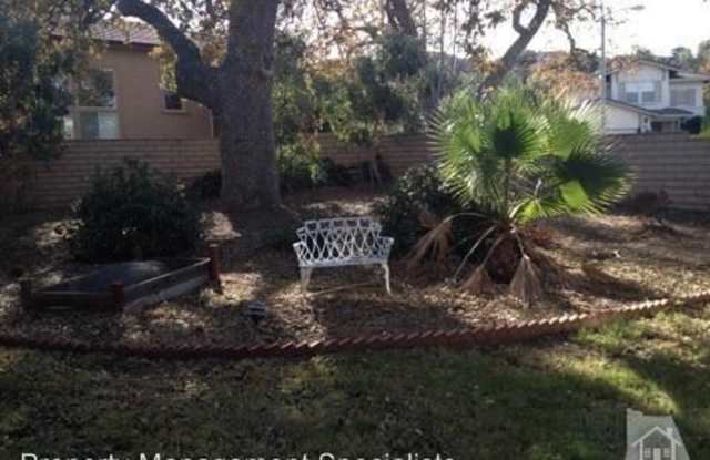 1430 Elm Court Gallery 4