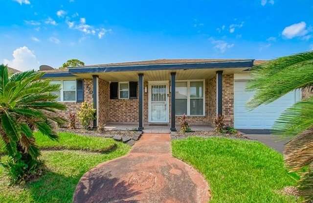 7708 LIGUSTRUM Drive Gallery 2