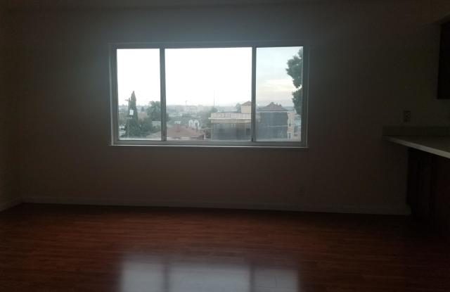 1925 7th Avenue - 3 Gallery 4