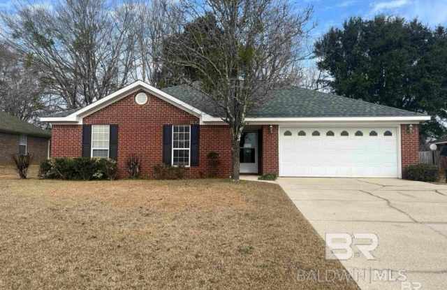 124 Oakwood Avenue - 124 Oakwood Avenue, Fairhope, AL 36532