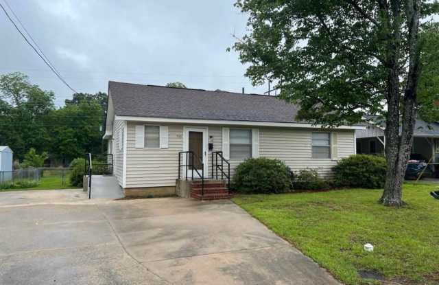 726 Mcarthur Boulevard - 726 McArthur Boulevard, Warner Robins, GA 31093