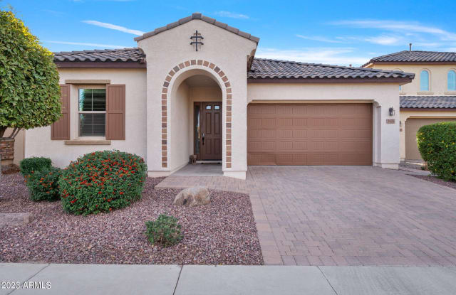 5428 S FOREST Avenue - 5428 South Forest Avenue, Gilbert, AZ 85298