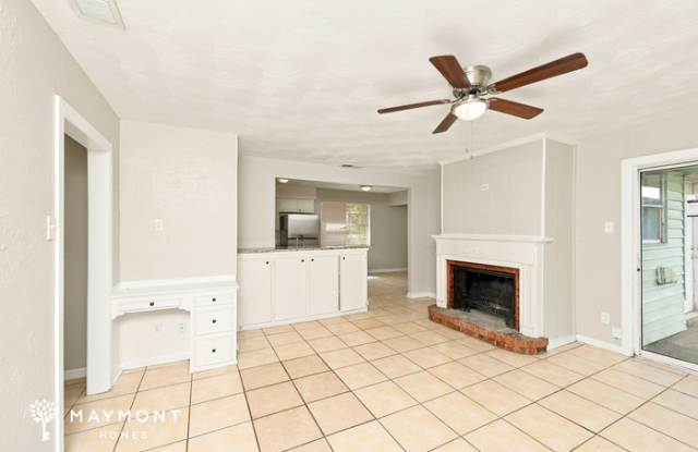 2517 Greenhill Drive Gallery 4