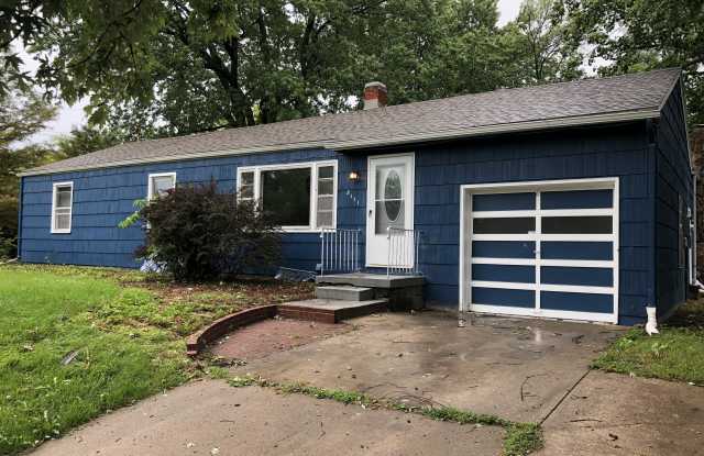 8111 E 66th St - 8111 East 66th Terrace, Raytown, MO 64133
