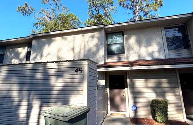 FOR RENT photos photos