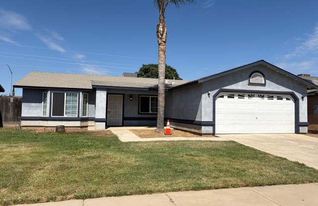 Spacious 3 bedroom Home with Bright, Open Living Space Gallery 1
