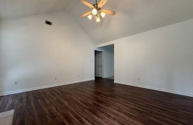 4907 Creek Bottom Court Gallery 3