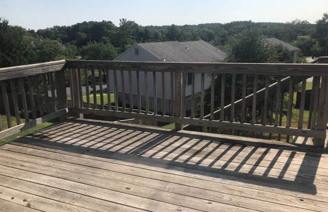 7504 KNOLL ACRES ROAD Gallery 2