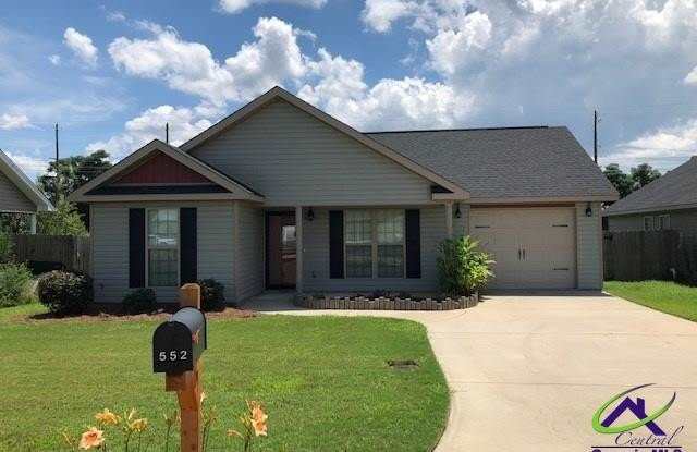552 Grand Avenue - 552 Grand Avenue, Warner Robins, GA 31005