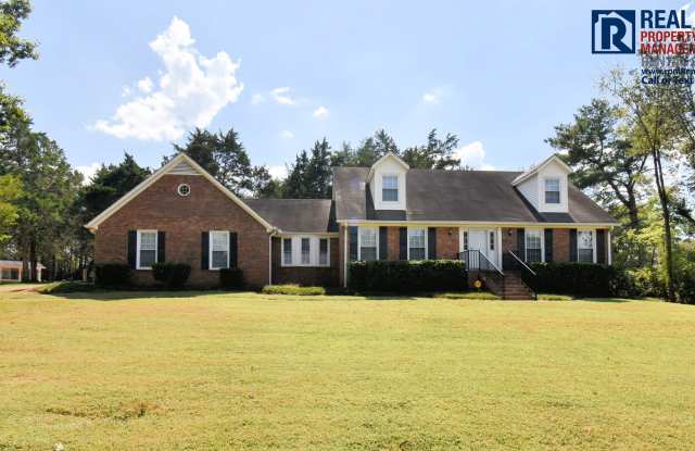 Beautiful all brick home in Riverbend! Gallery 4