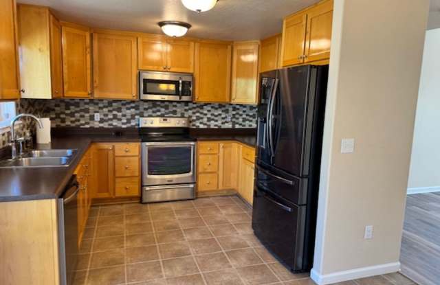 Spacious 3-Bedroom Home on a Cul-de-Sac Gallery 3