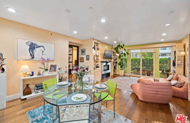 1318 Roxbury Dr - 1318 South Roxbury Drive, Los Angeles, CA 90035
